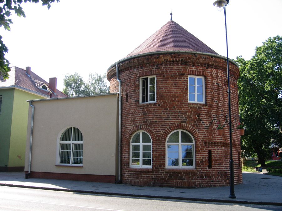 File:Choszczno baszta bramy kamiennej kolb9776.JPG