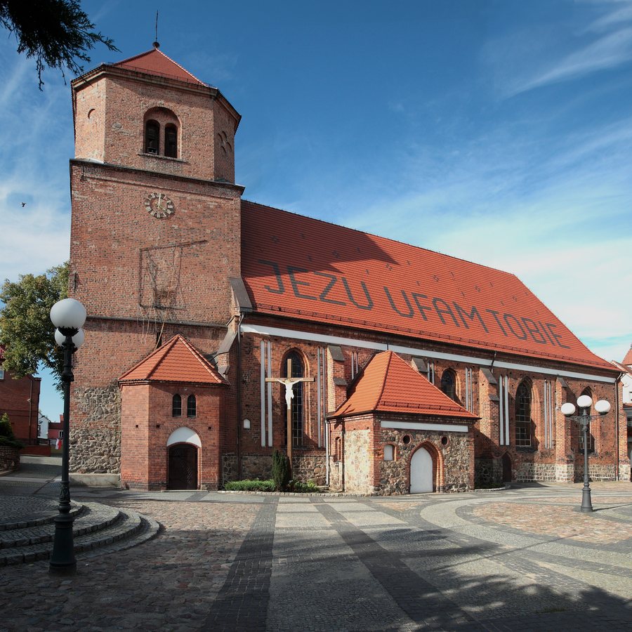 File:SulecinChurch1(js).jpg
