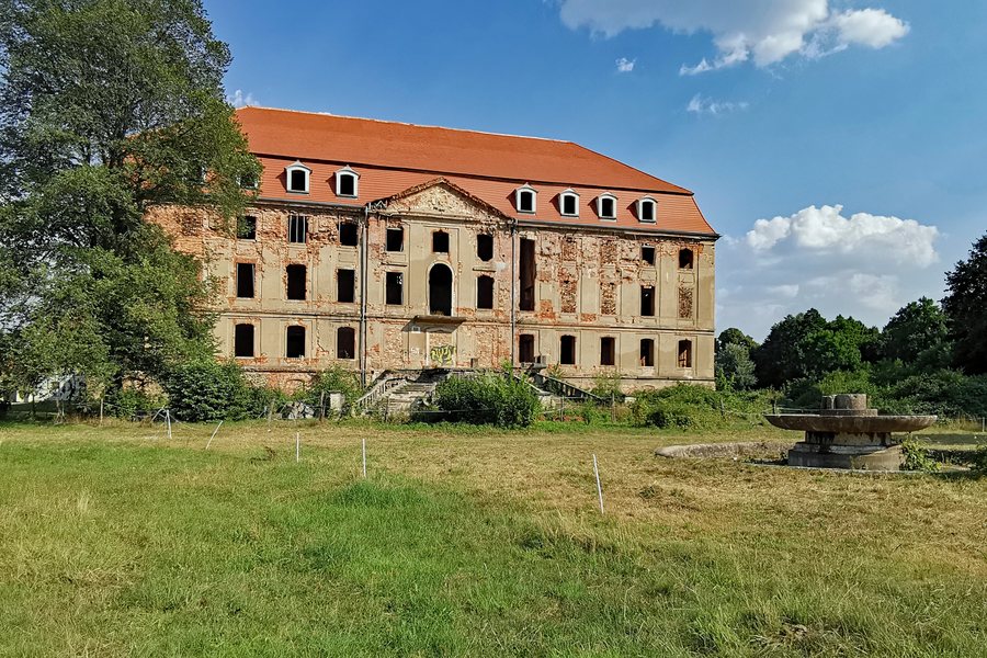 File:PL Brody Brühl palace 7.jpg