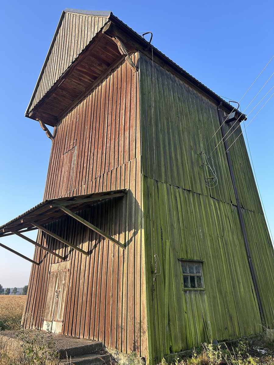 File:Wiatrak Lemany 01.jpg