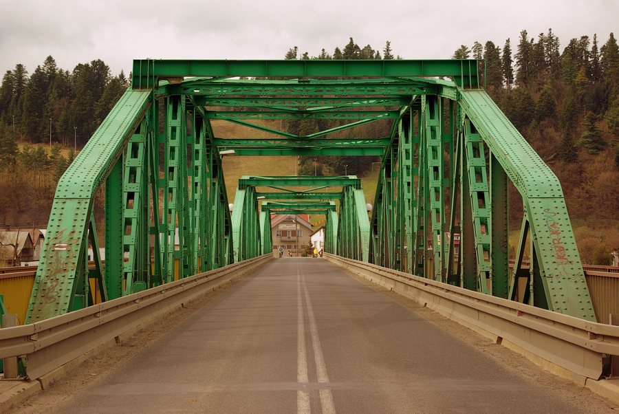 File:Bridge Huzele.JPG