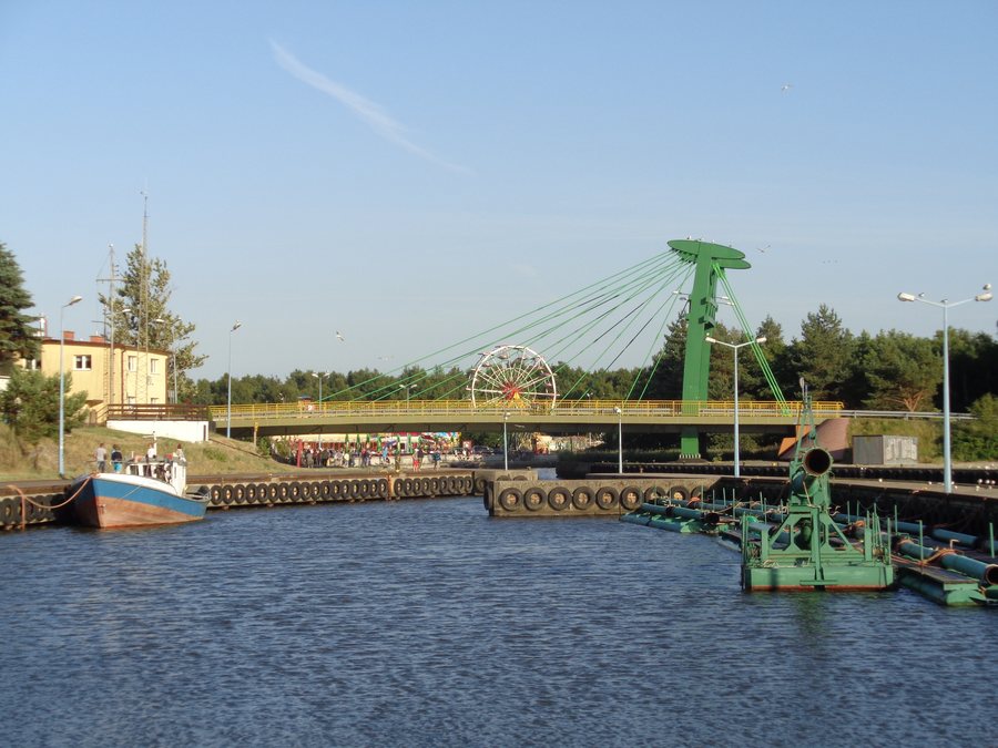 File:Dźwirzyno-port (2).jpg