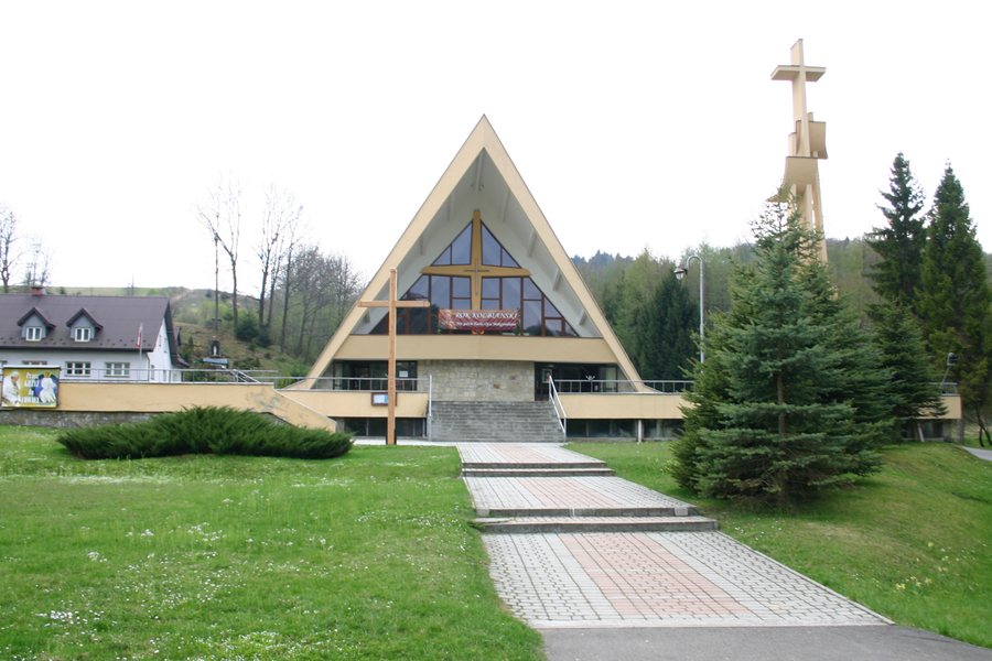 File:2011-04 Wołkowyja 1.jpg