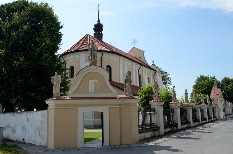 File:Łabunie - kościół (02).jpg