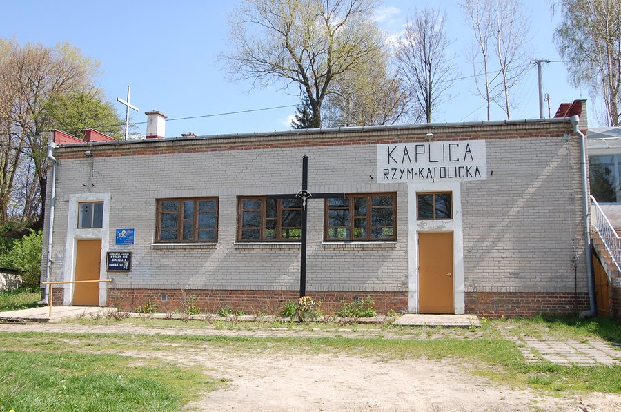 File:Uniszowicekaplica.JPG