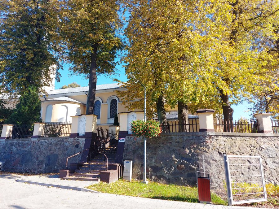 File: St John the Baptist church in Mszczonów (3).jpg